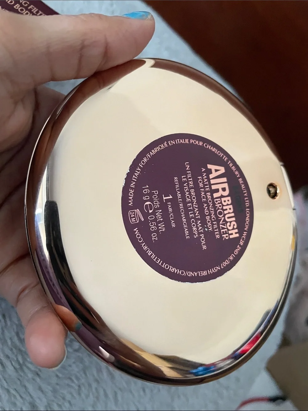 Charlotte Tilbury Airbrush Powder Compact - Light Beige